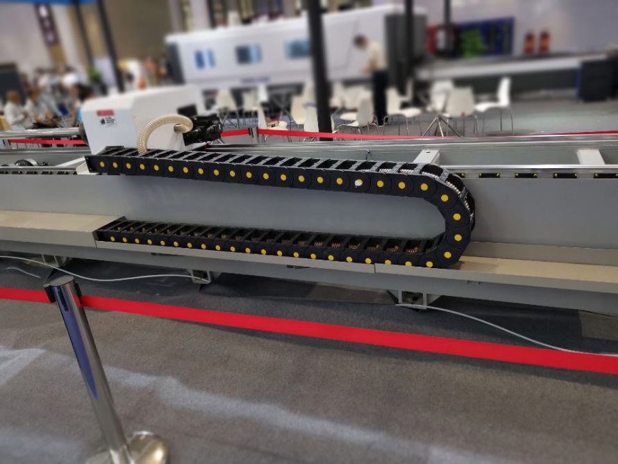 自動化設備上的拖鏈應用